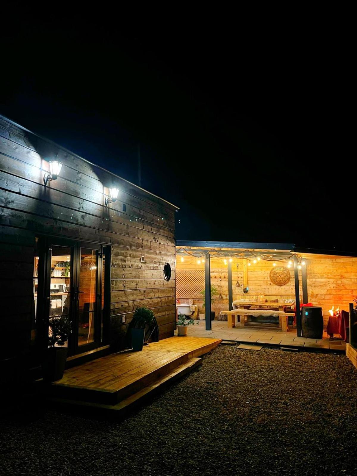The Wee Bothy Villa ดันฟานาฮี ภายนอก รูปภาพ